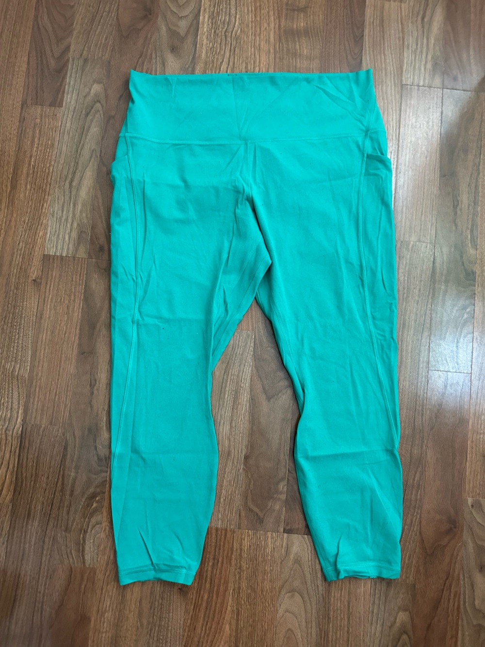 Lululemon Green Leggings - size 16